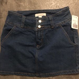 Denim skirt size 28-NWT